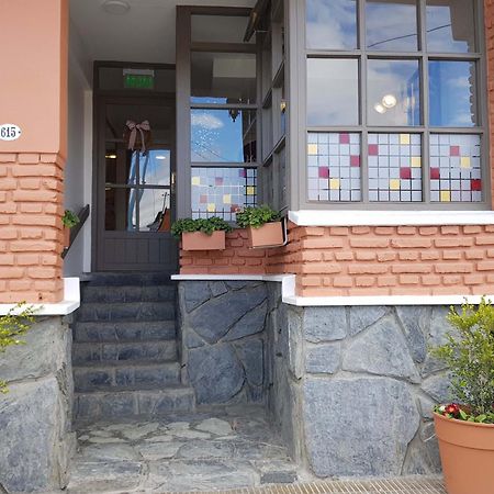 Hostal Malvinas Ushuaia Exterior photo