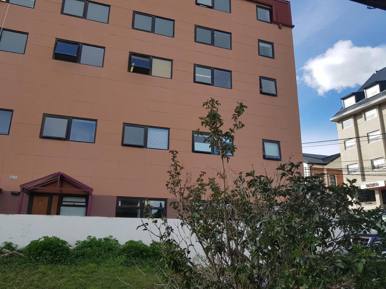 Hostal Malvinas Ushuaia Exterior photo